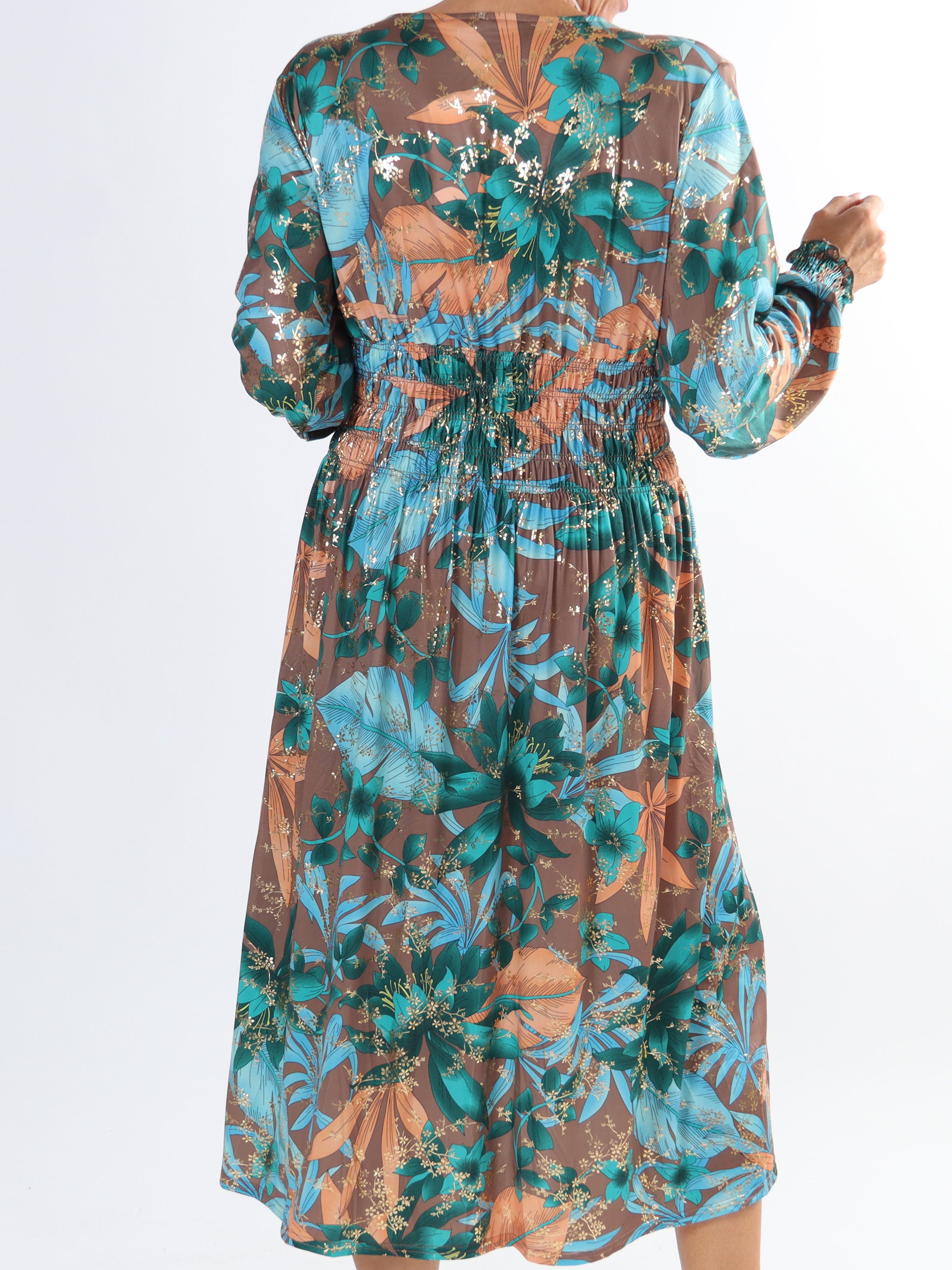 Pams Midi L/S - Plus size elastisk kjole i krølfrit stof med lange ærmer